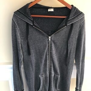 Gray long sweatshirt